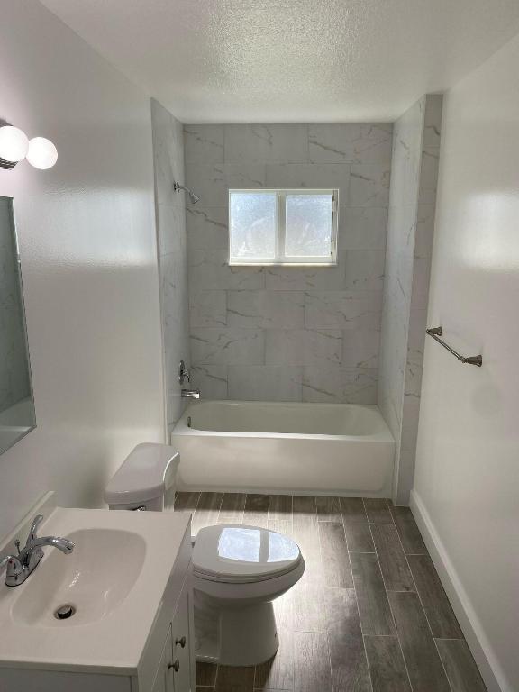 215 S Seacrest Boulevard 2