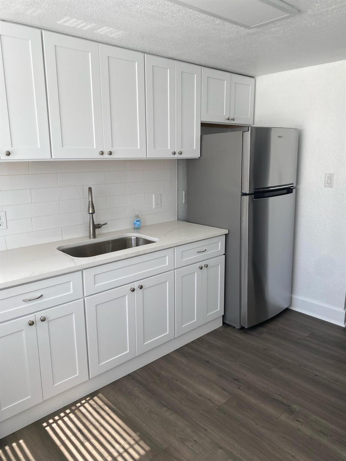 215 S Seacrest Boulevard 2