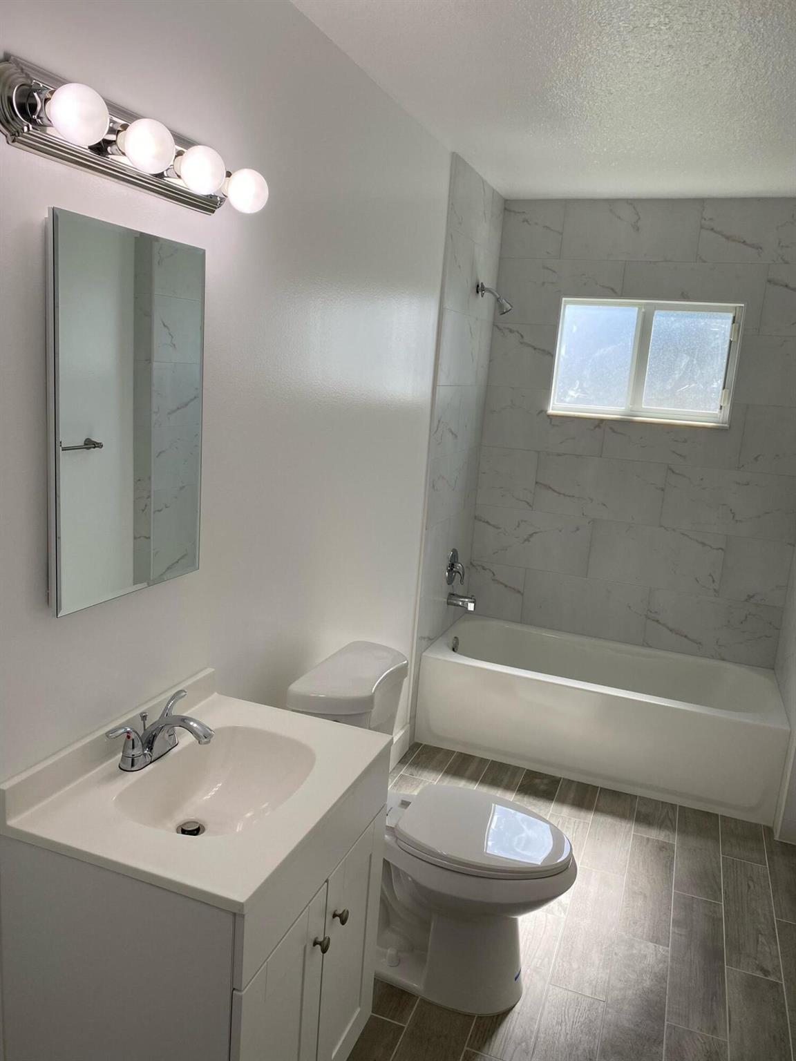 215 S Seacrest Boulevard 2