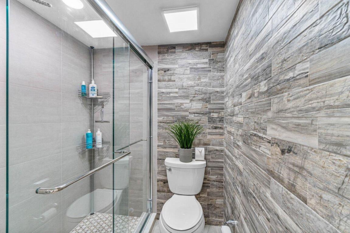 2000 S Ocean Boulevard 406