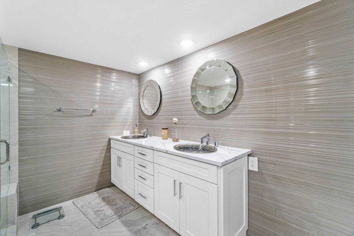 2000 S Ocean Boulevard 406