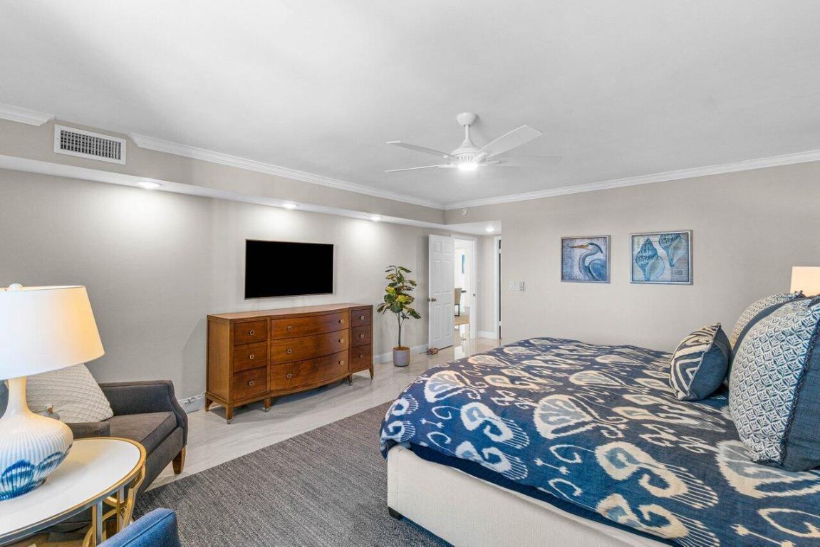 2000 S Ocean Boulevard 406