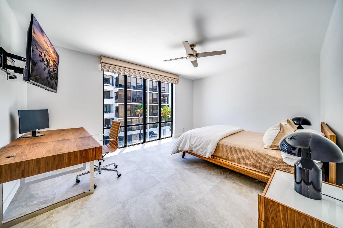 2155 S Ocean Boulevard 9