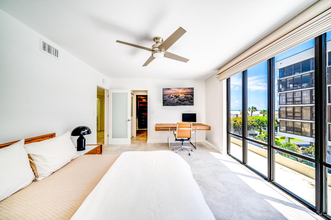 2155 S Ocean Boulevard 9