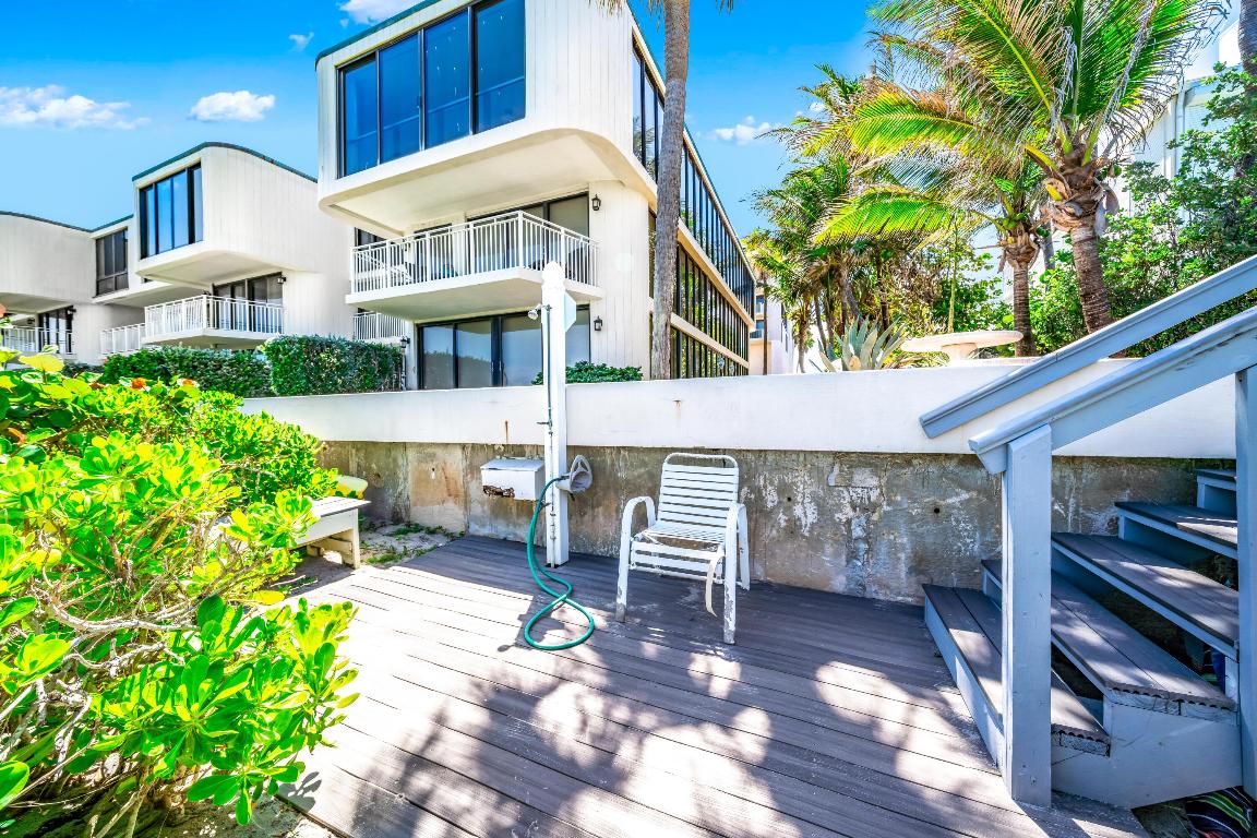 2155 S Ocean Boulevard 9