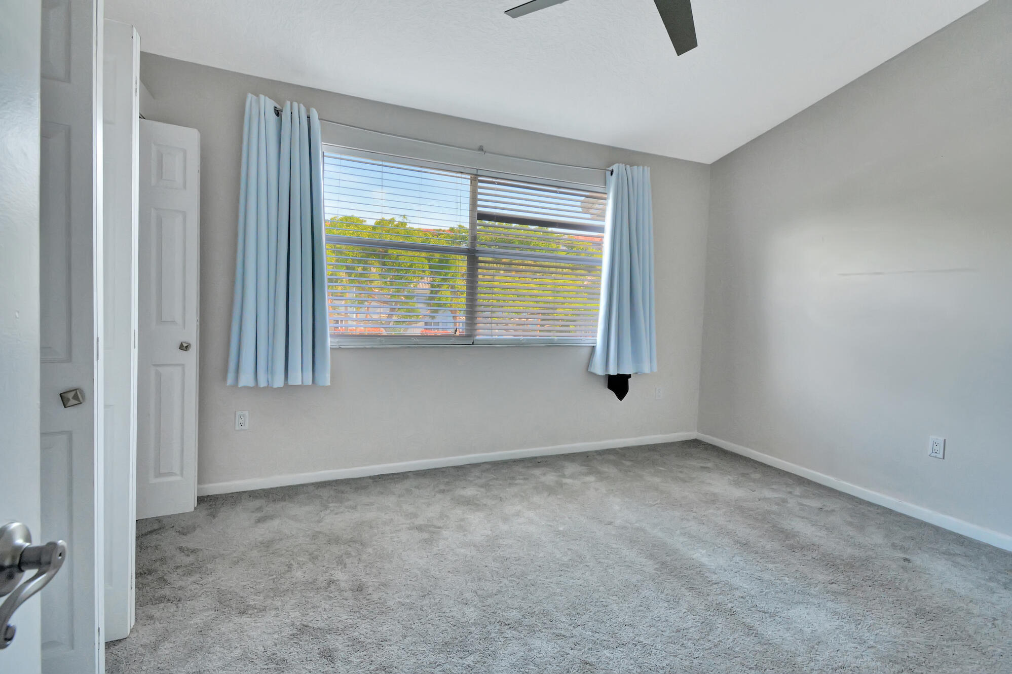 1068 E Jeffery Street