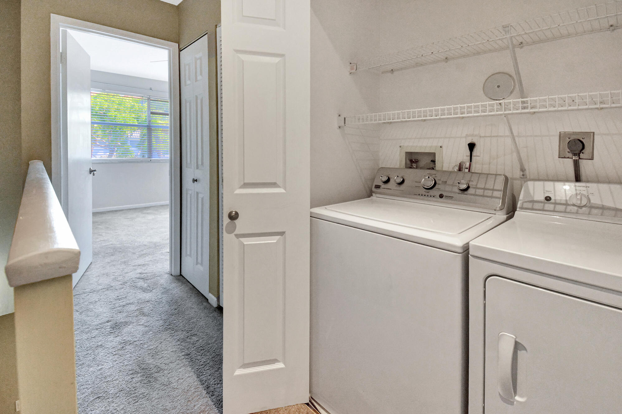 1068 E Jeffery Street