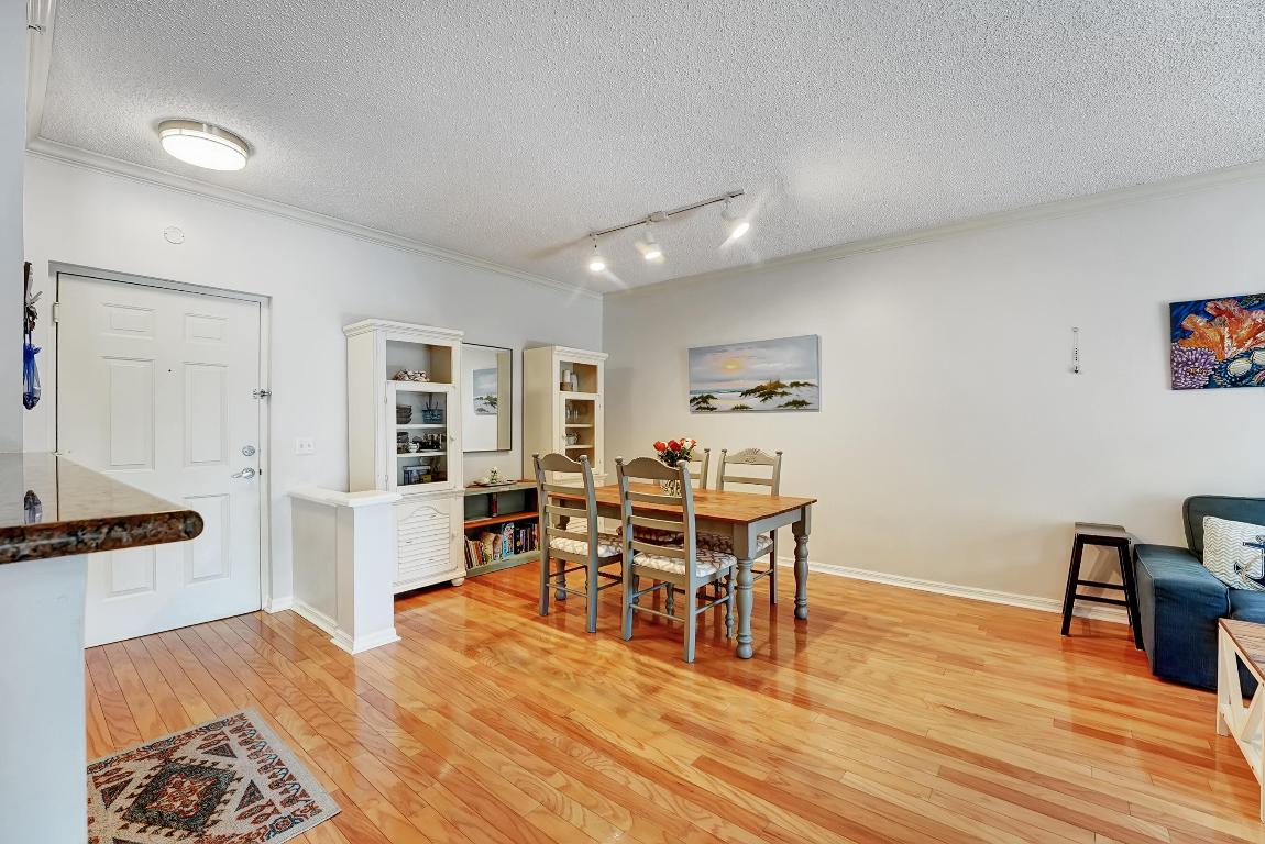 2302 Tuscany Way 2302