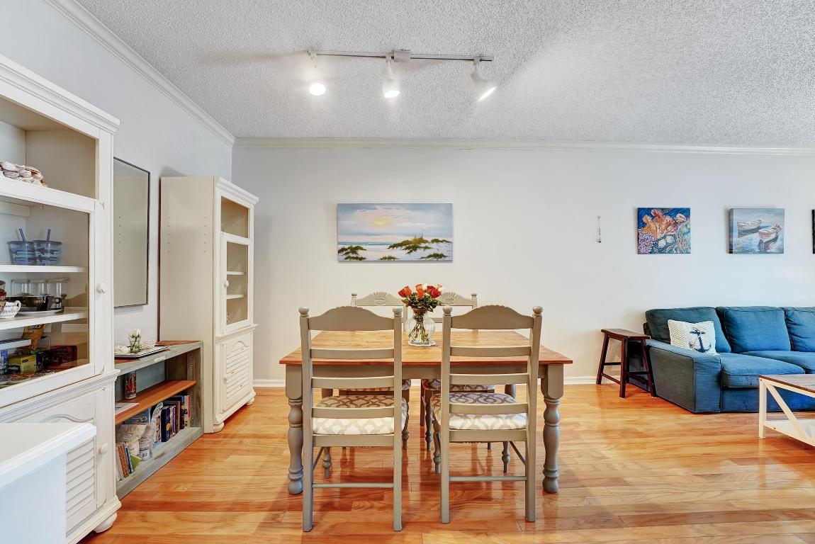 2302 Tuscany Way 2302