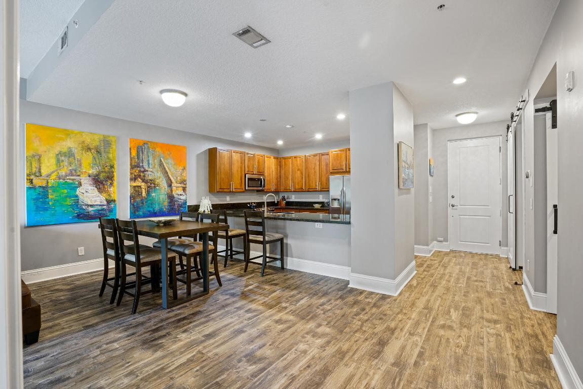 3120 E Latitude Circle 206