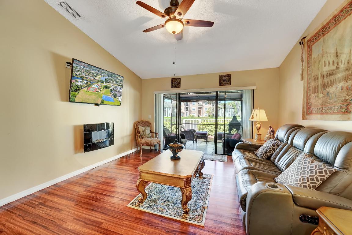 4581 Discovery Lane 18