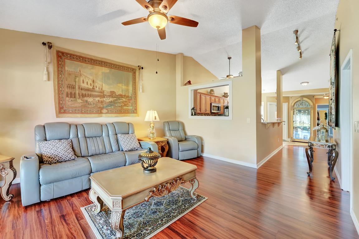 4581 Discovery Lane 18