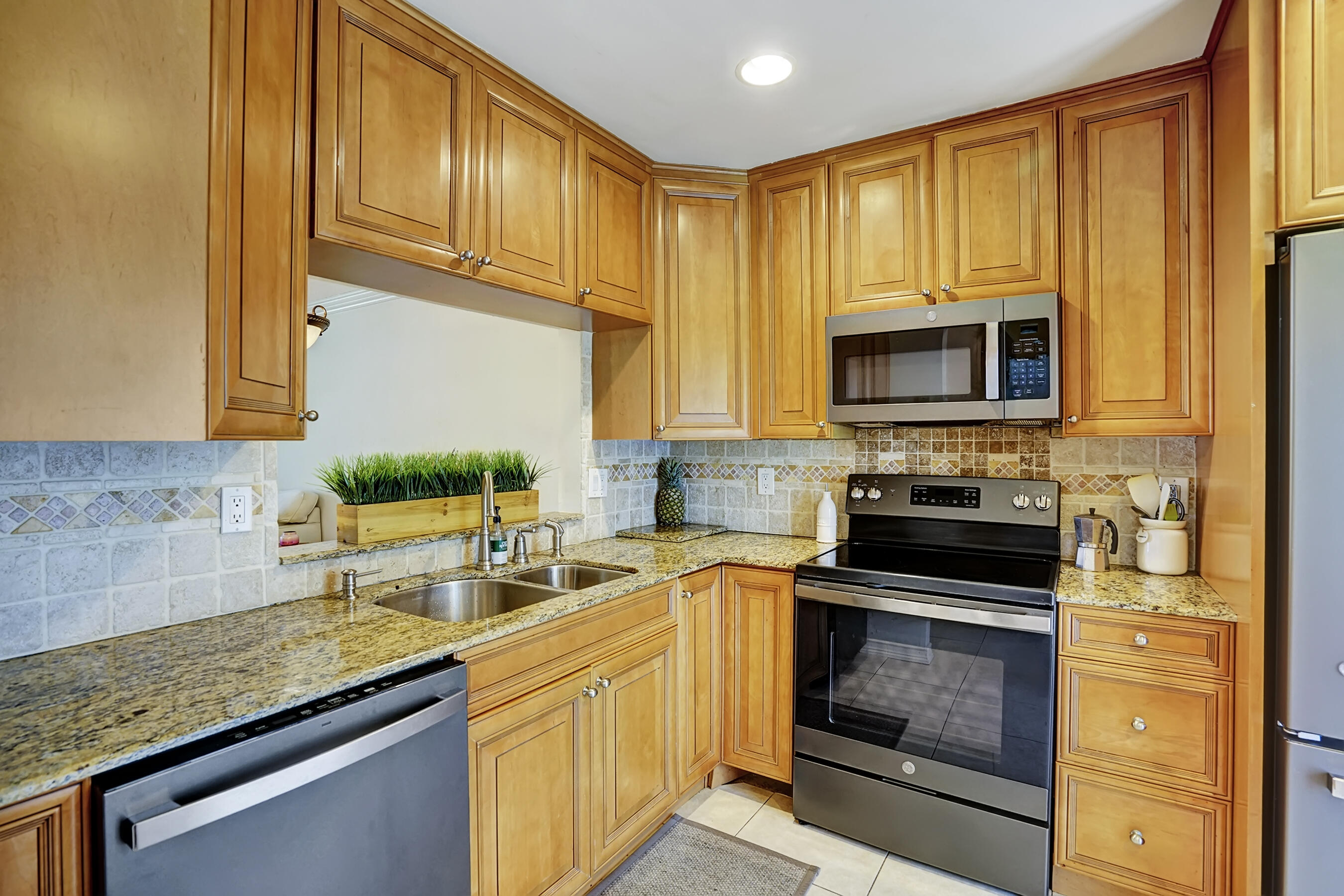 105 Tropic Isle Drive 29u