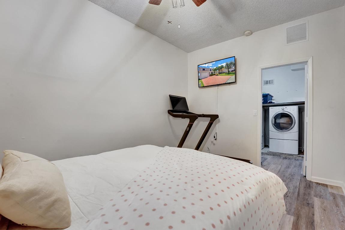 8176 Pelican Harbour Drive