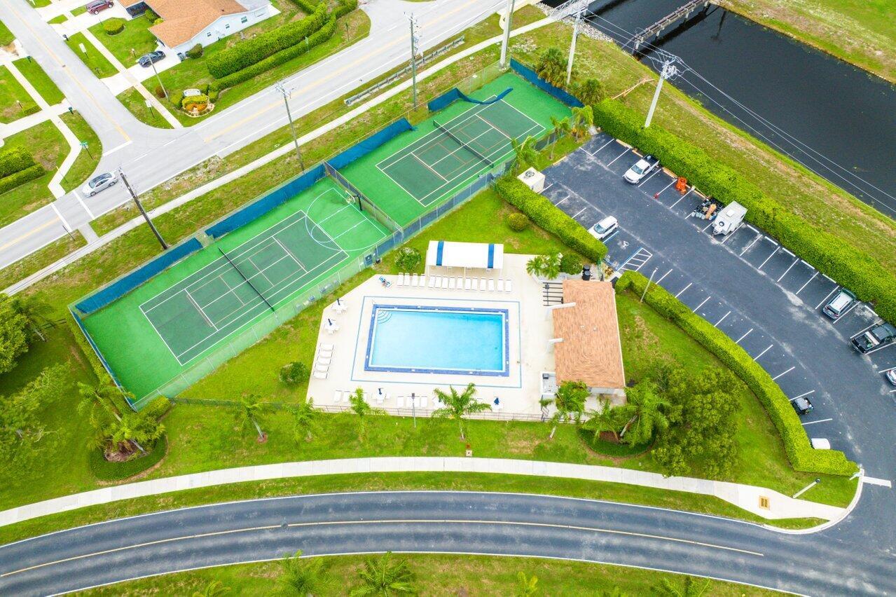 13921 Royal Palm Court B