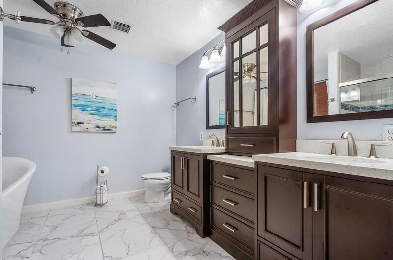 1350 Laurelwood Lane