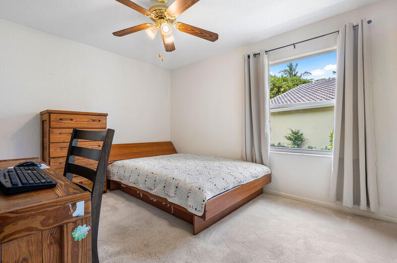 1350 Laurelwood Lane