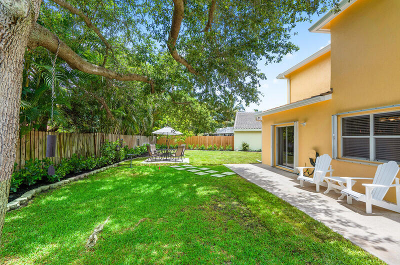 1350 Laurelwood Lane