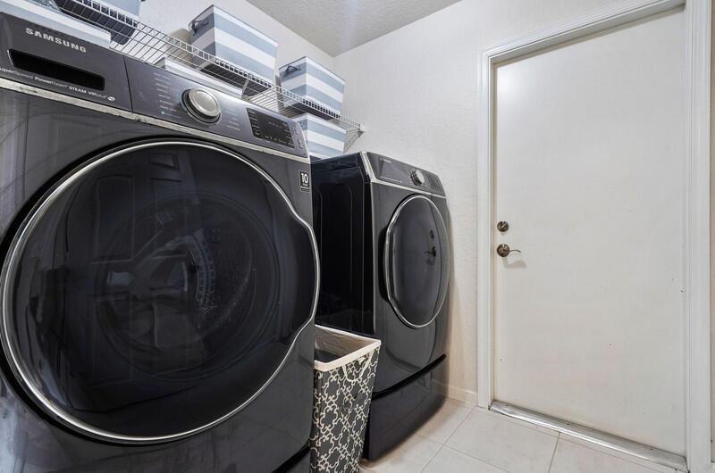 1350 Laurelwood Lane