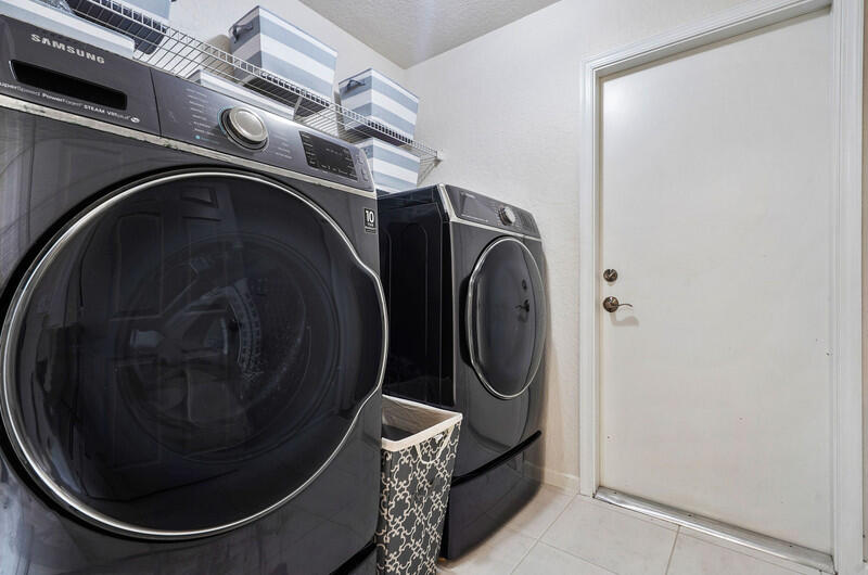 1350 Laurelwood Lane