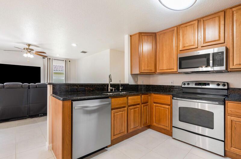 1350 Laurelwood Lane