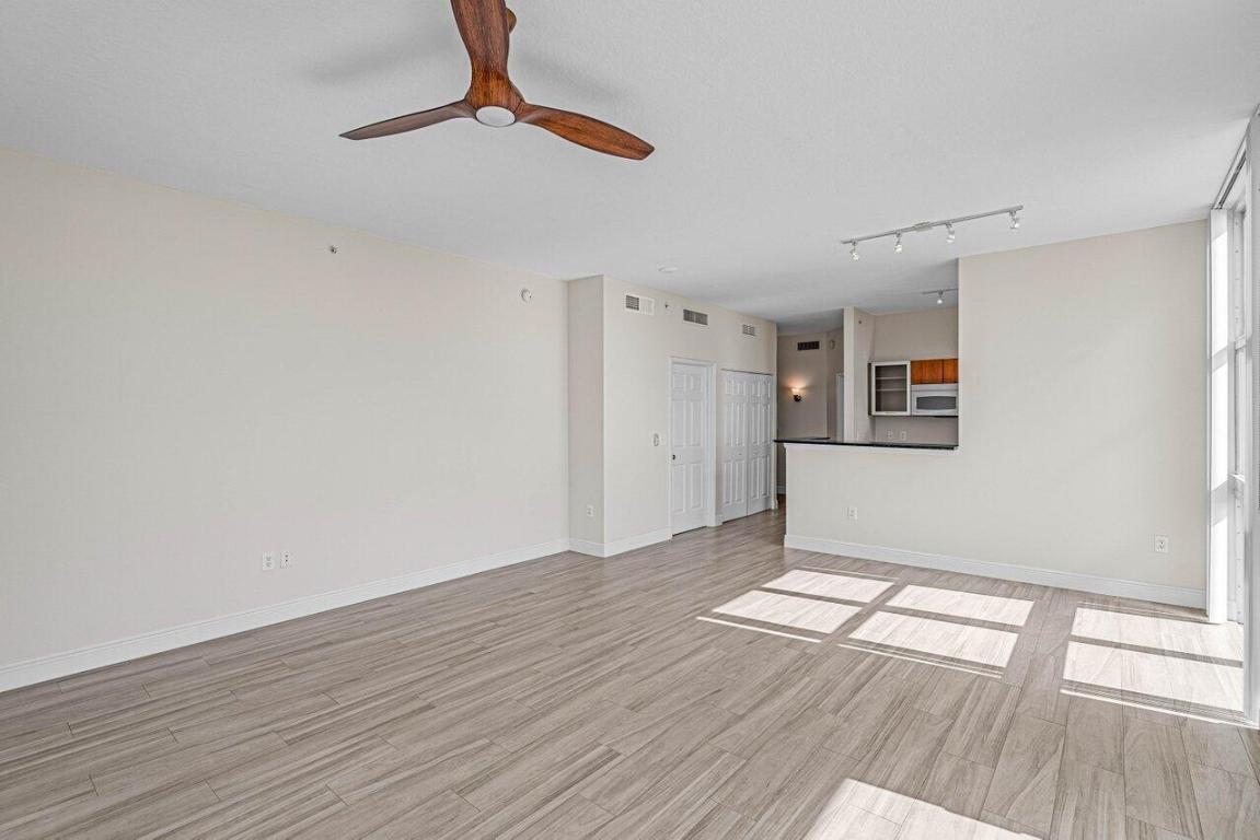 100 NE 6th Street Ph 7