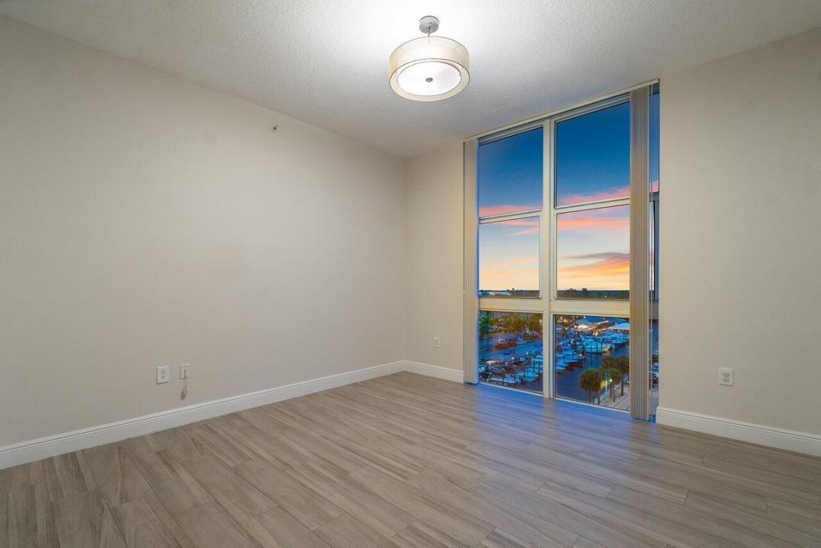 100 NE 6th Street Ph 7