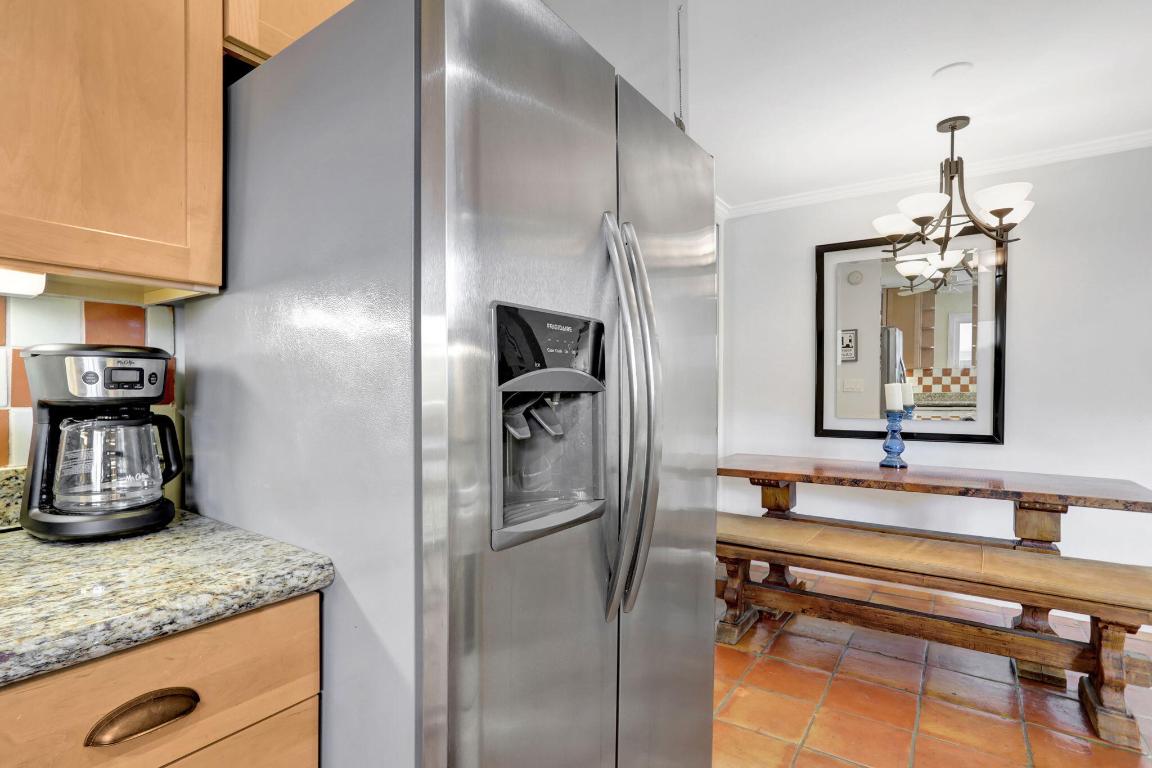 1199 Hillsboro Mile 215