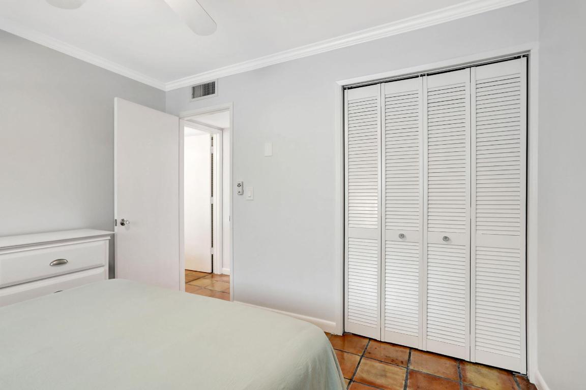 1199 Hillsboro Mile 215