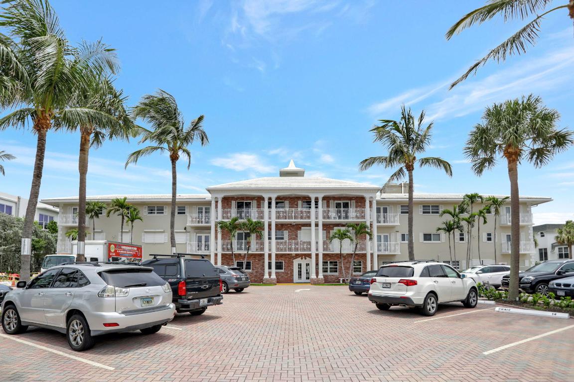 1199 Hillsboro Mile 215