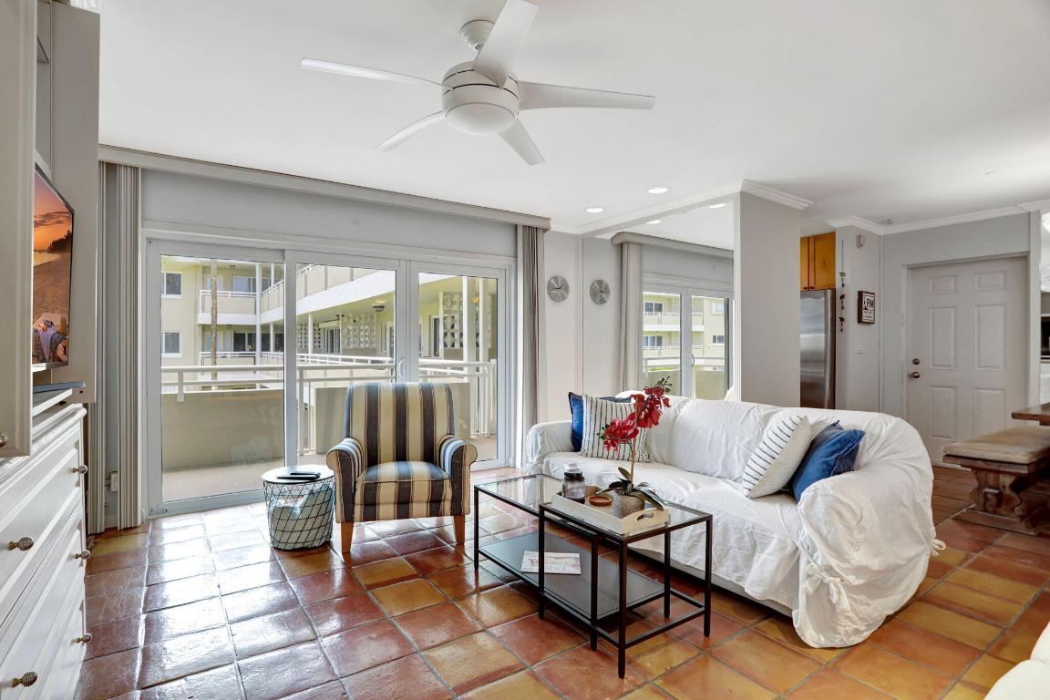 1199 Hillsboro Mile 215