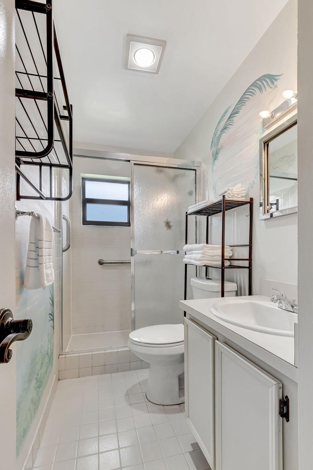 9875 Papaya Tree Trail B