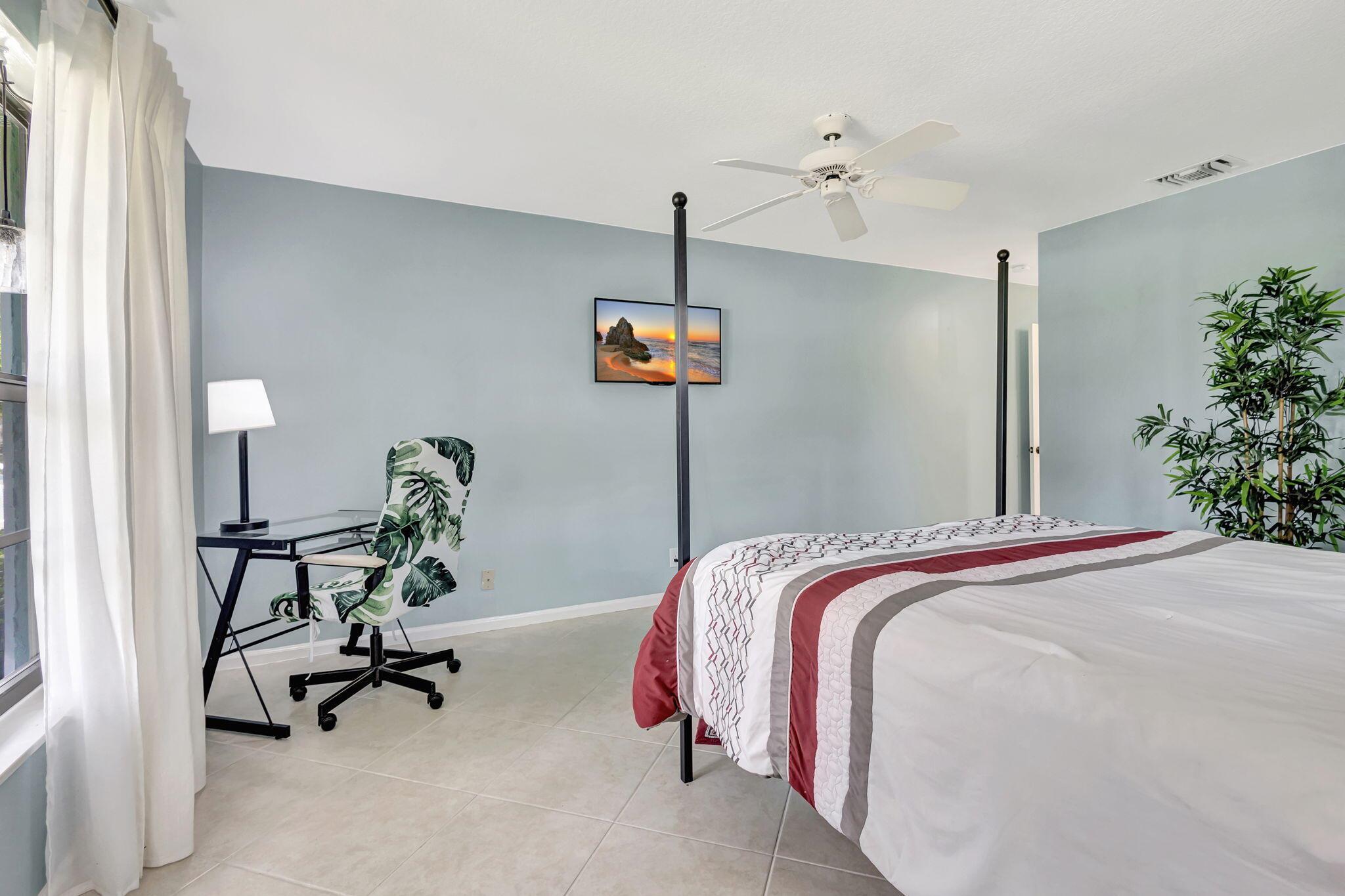 9875 Papaya Tree Trail B