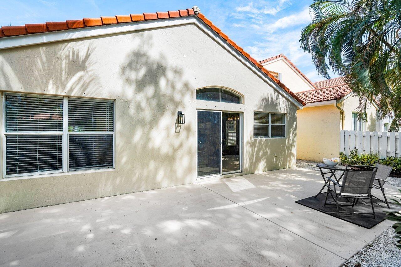 6705 Green Island Circle