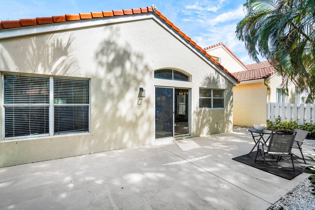 6705 Green Island Circle