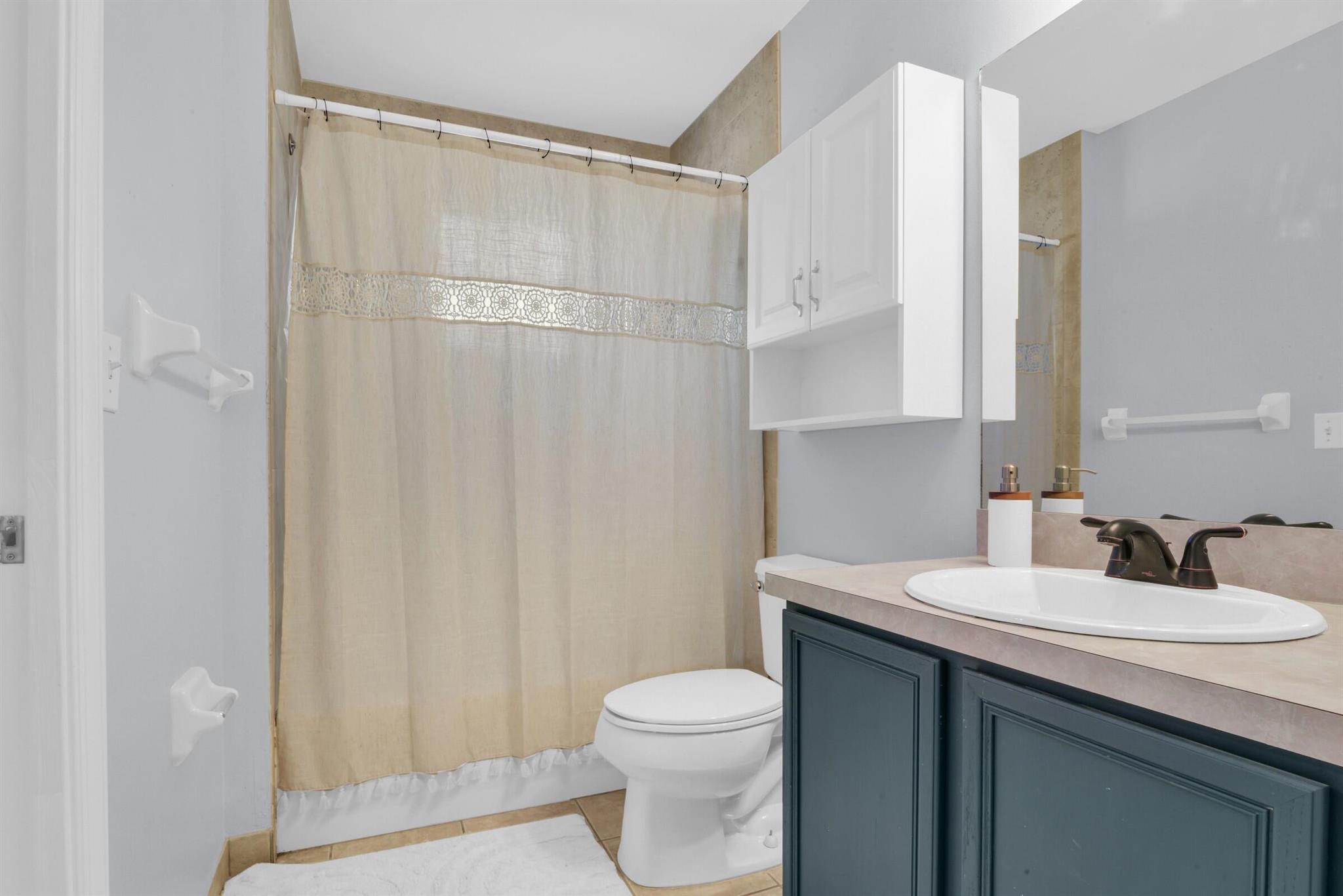 4653 Palmbrooke Cir Circle