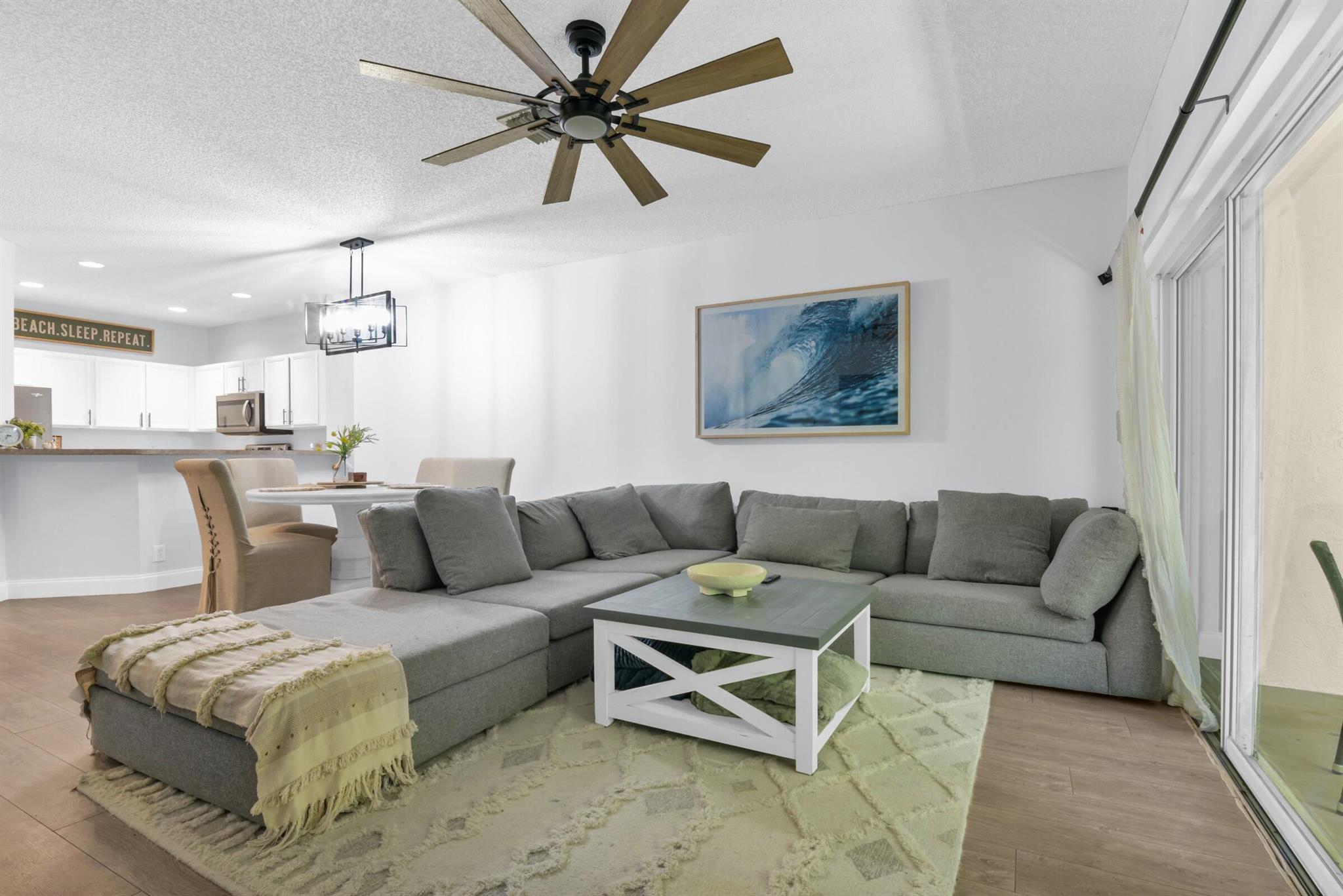 4653 Palmbrooke Cir Circle