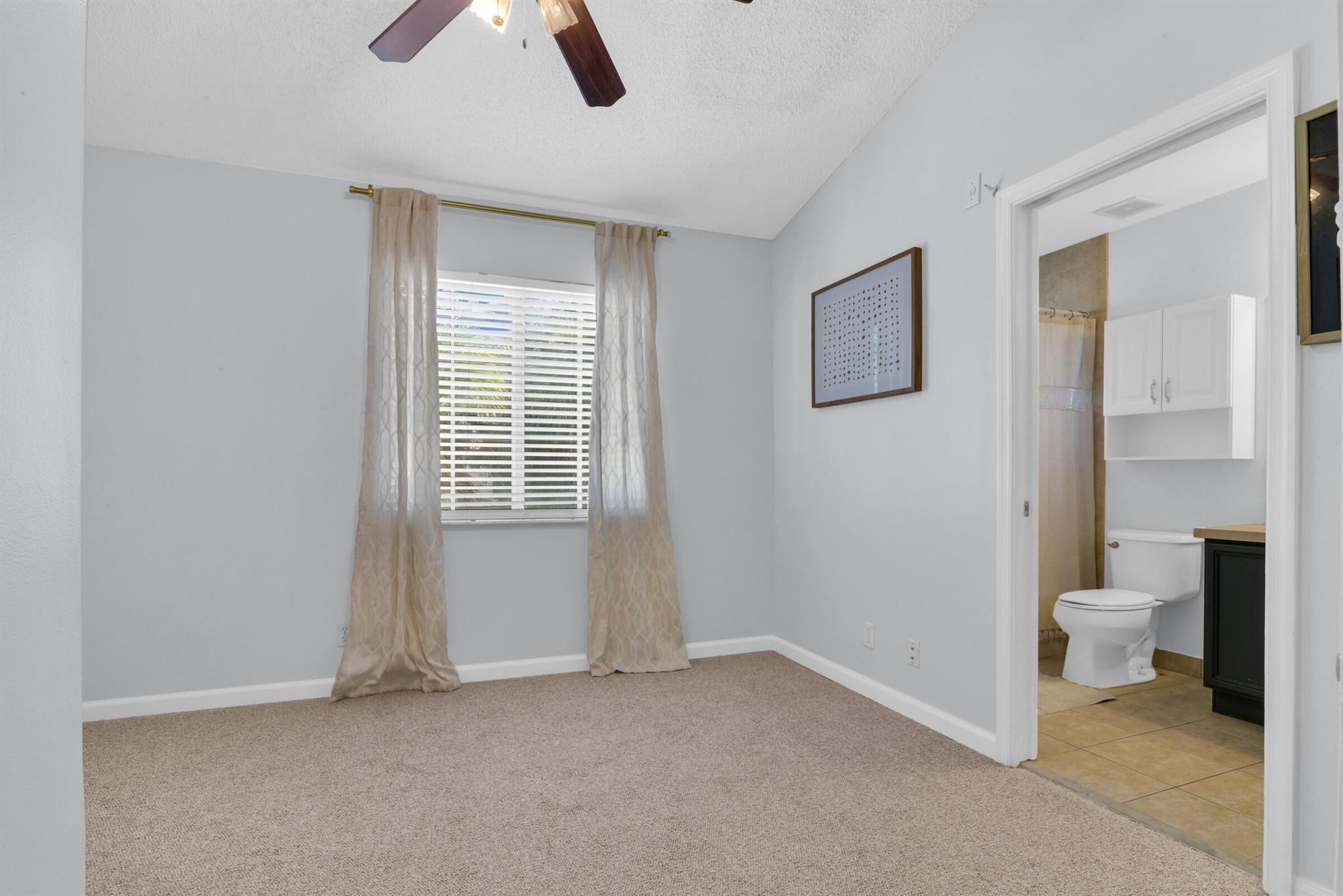 4653 Palmbrooke Cir Circle