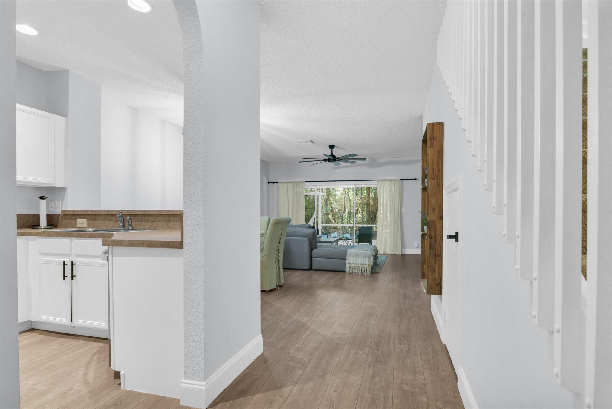 4653 Palmbrooke Cir Circle