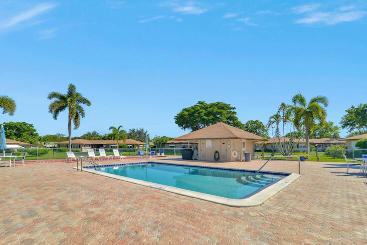 141 Mockingbird Lane