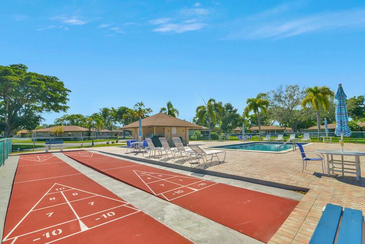 141 Mockingbird Lane