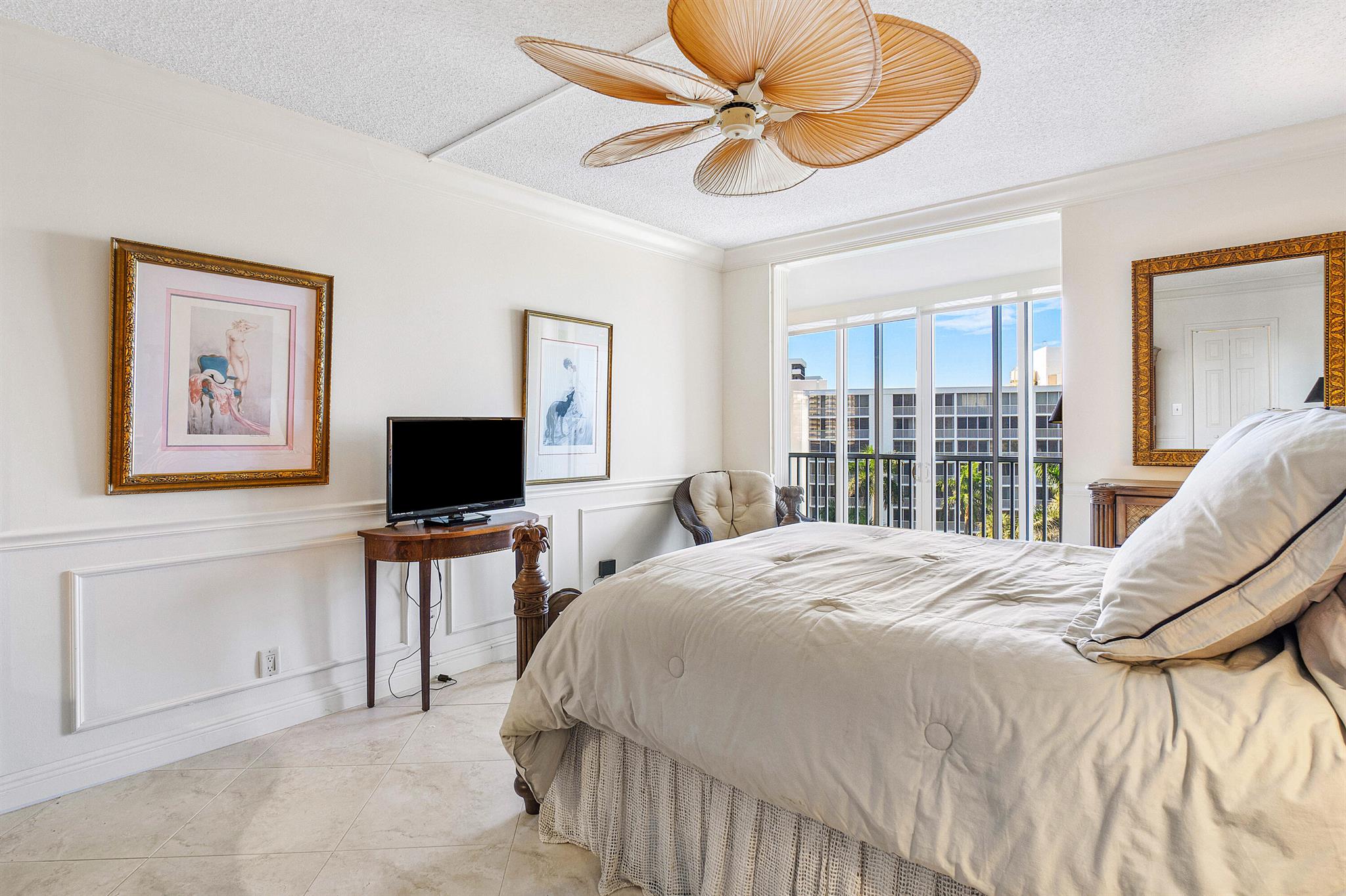 3212 S Ocean Boulevard 908-A