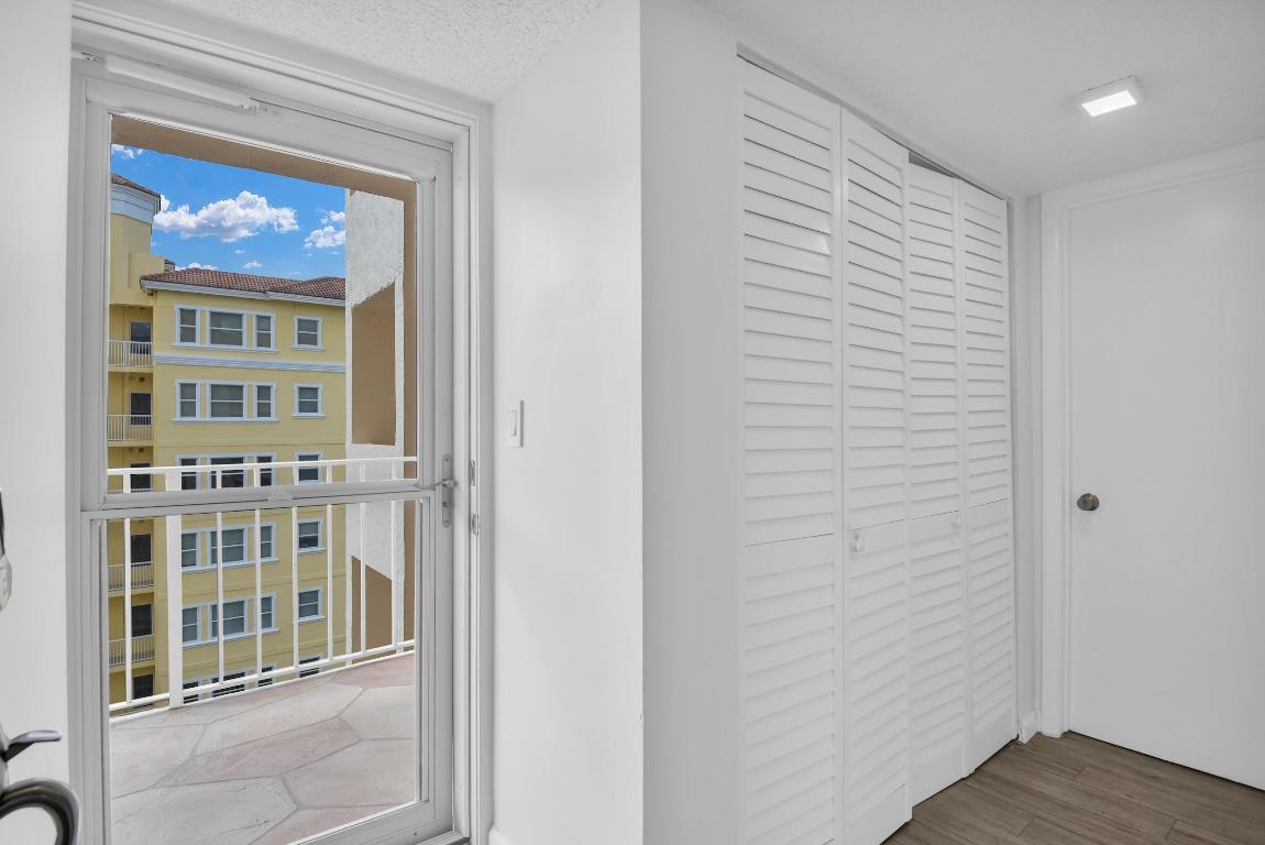 1391 S Ocean Boulevard 1003