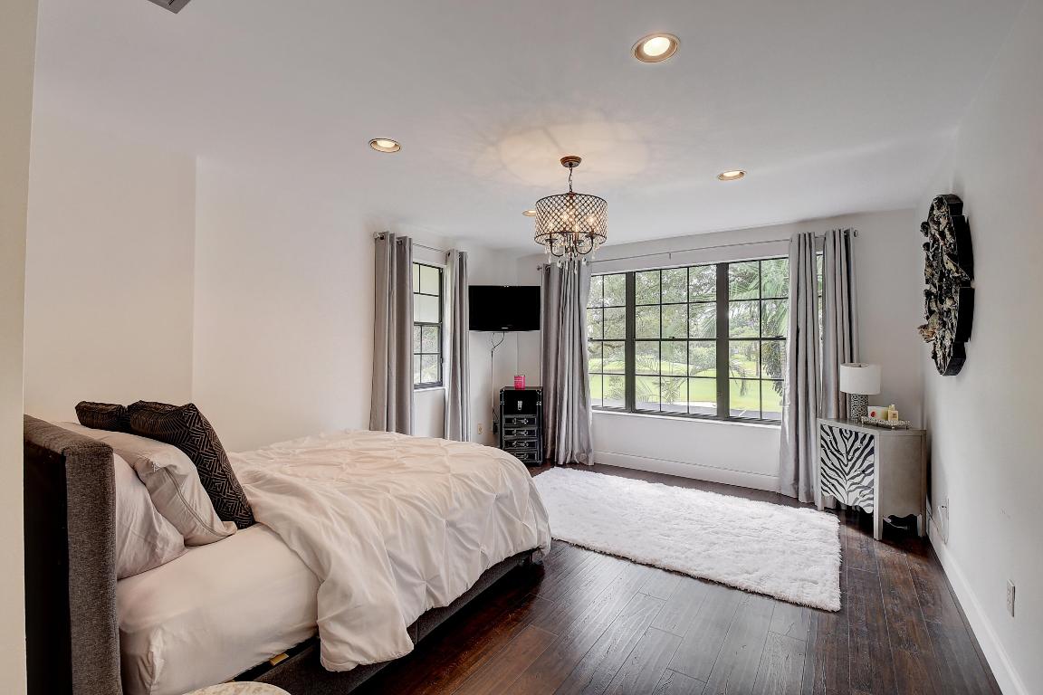 22866 El Dorado Drive