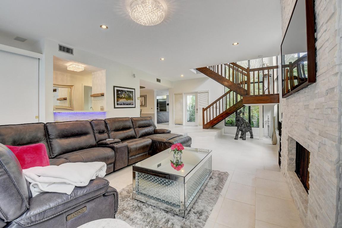 22866 El Dorado Drive