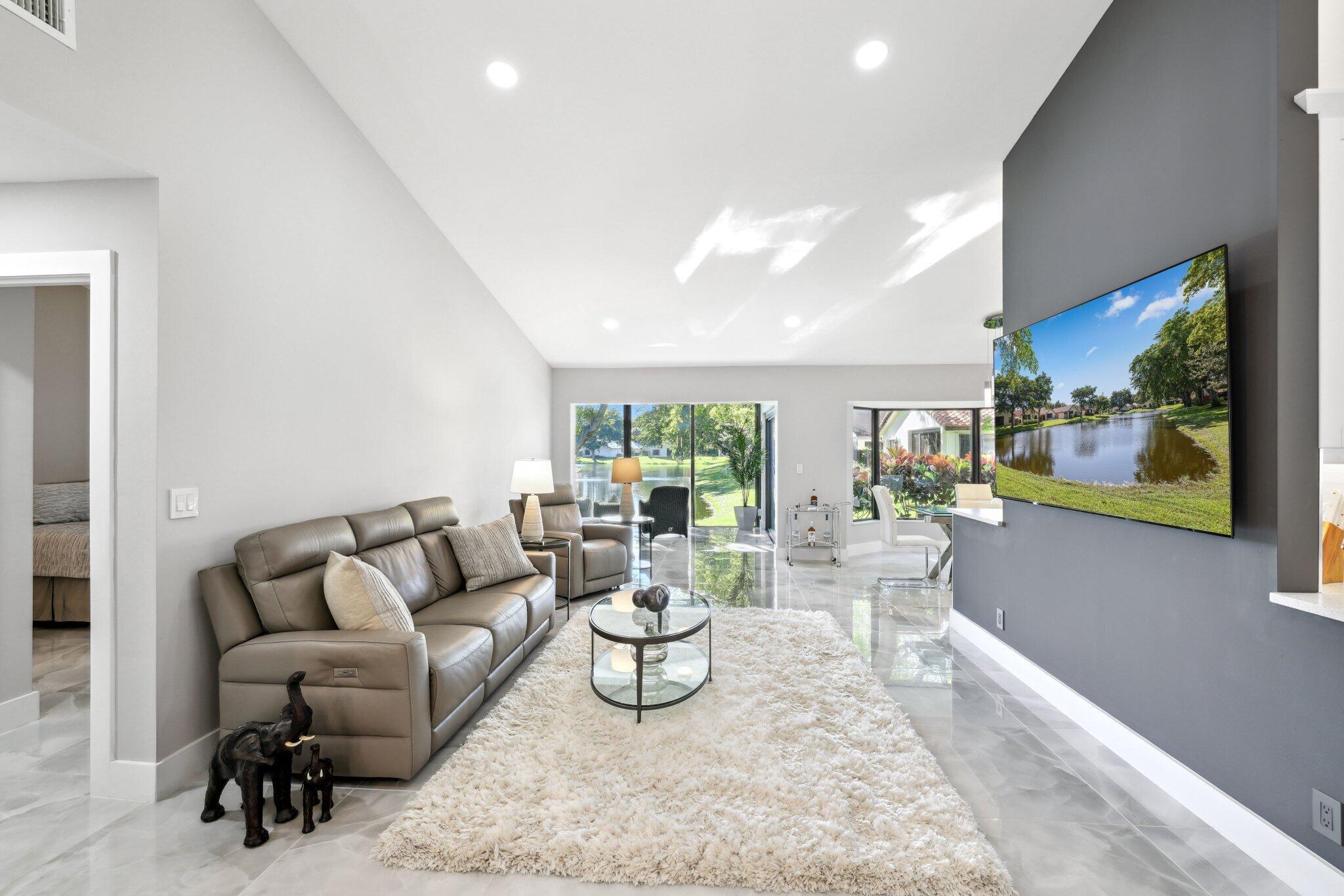 4847 Boxwood Circle