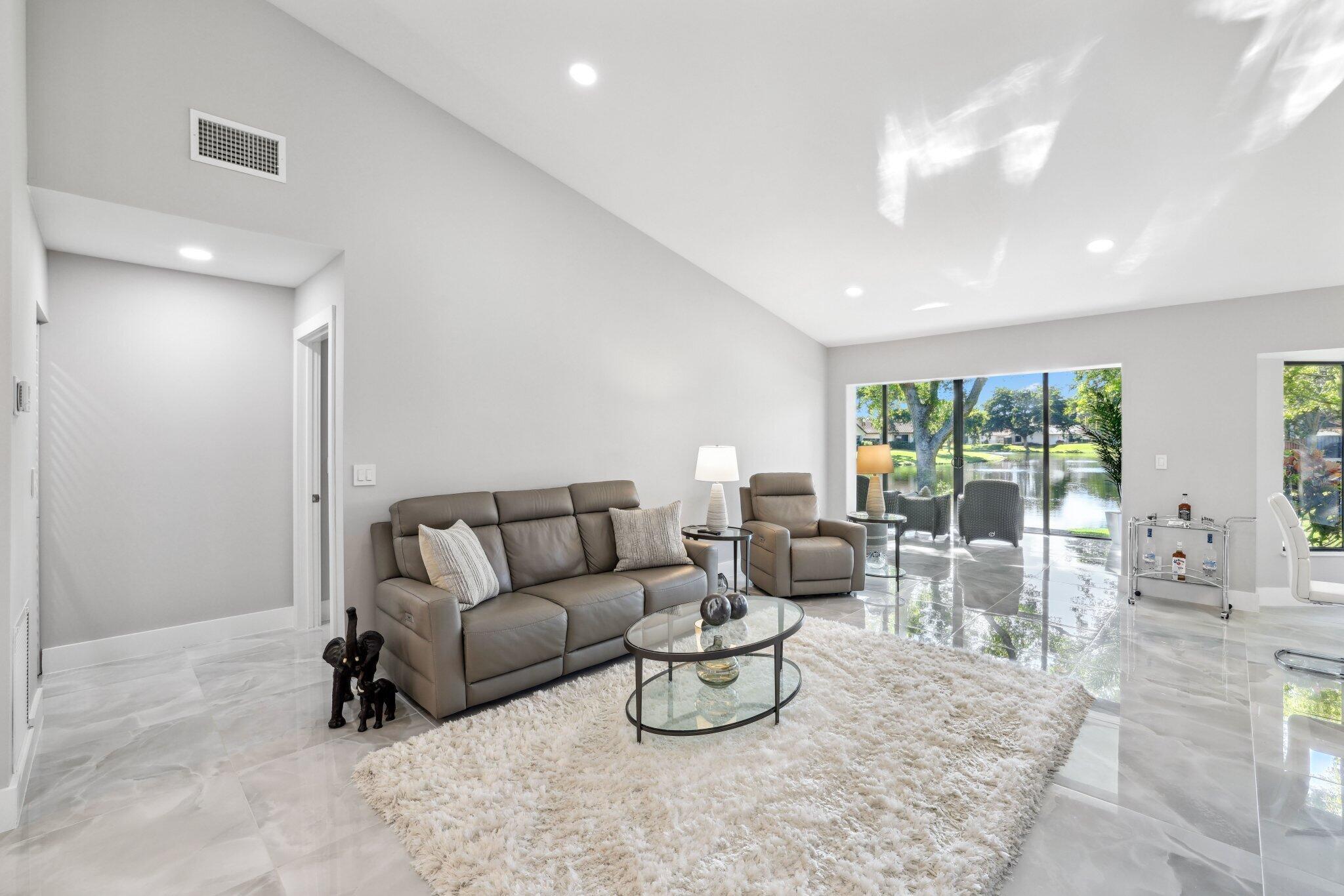 4847 Boxwood Circle