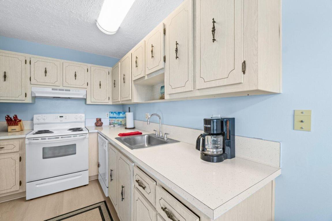 1040 Citrus 203 Way 203