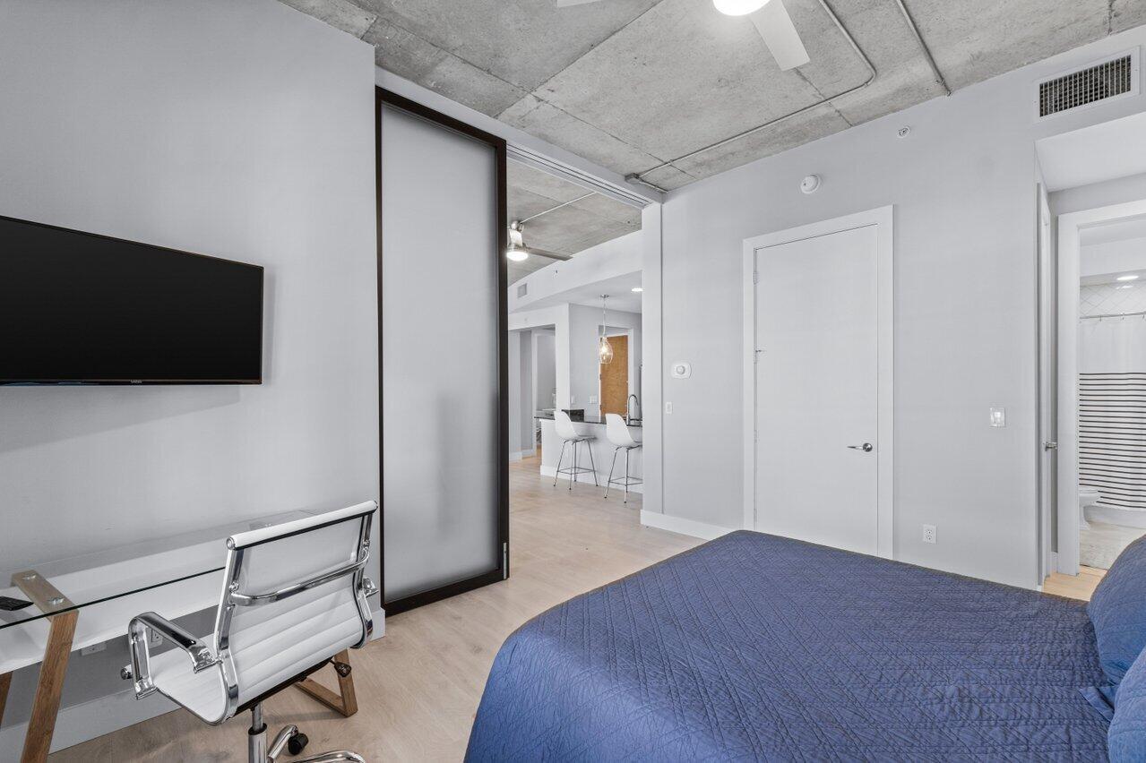 335 SE 6th Avenue 308