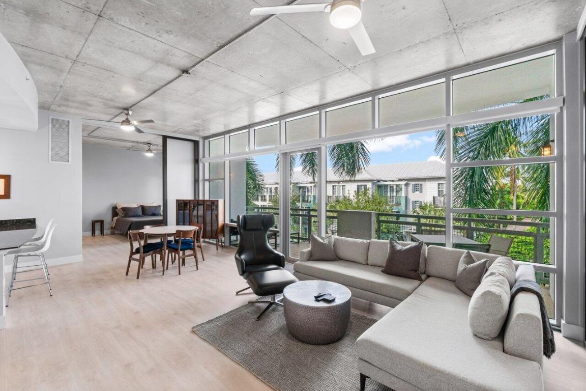 335 SE 6th Avenue 308